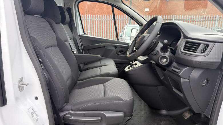 Renault Trafic Swb Diesel SL30 Blue dCi 150 Advance [Safety] Van EAG9